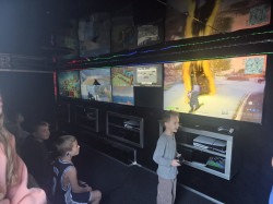 LEVEL UP PARTY (Add Gaming Trailer and Party Host for 2 Hours)